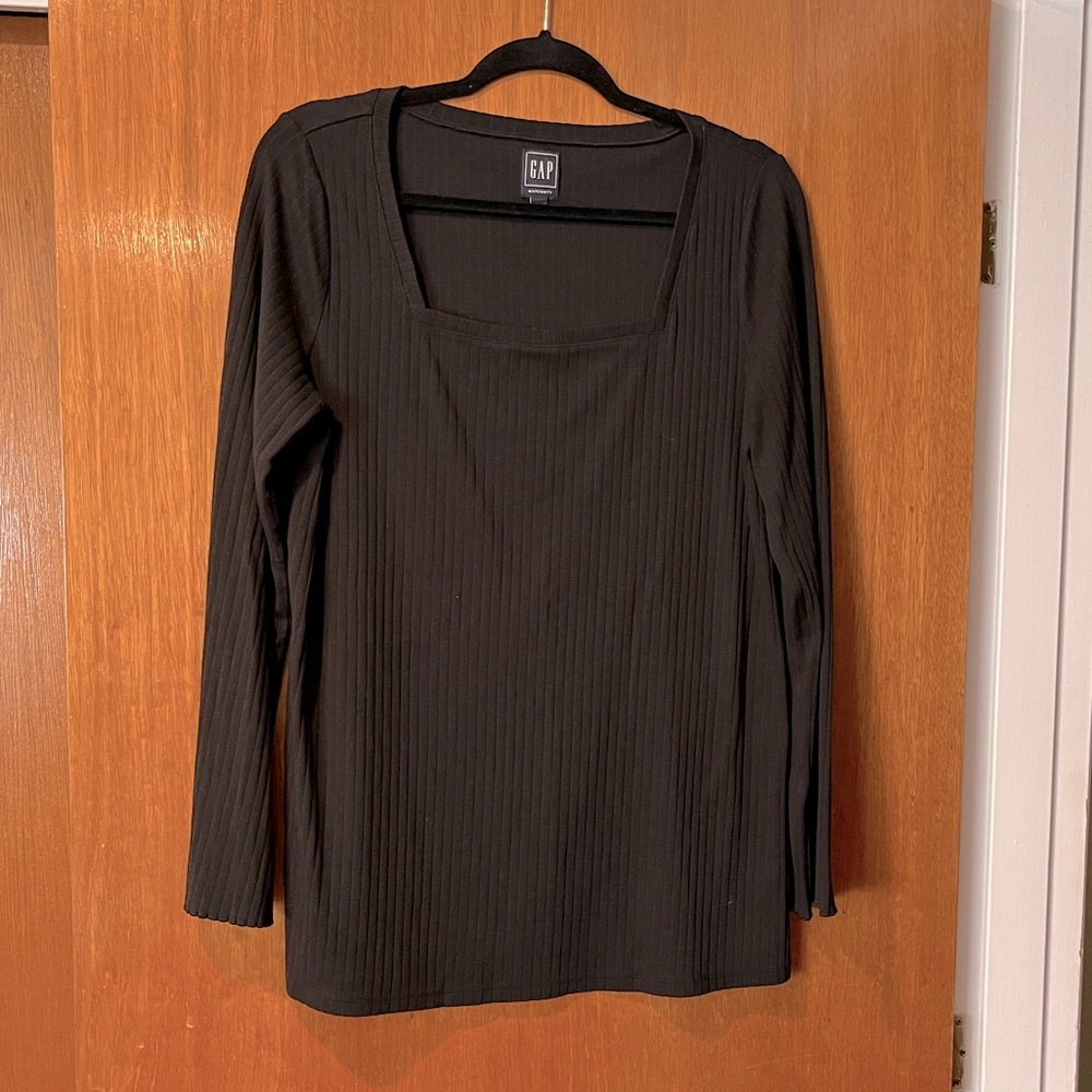 Black maternity top